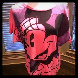 Disney Park Minnie shirt in XXL